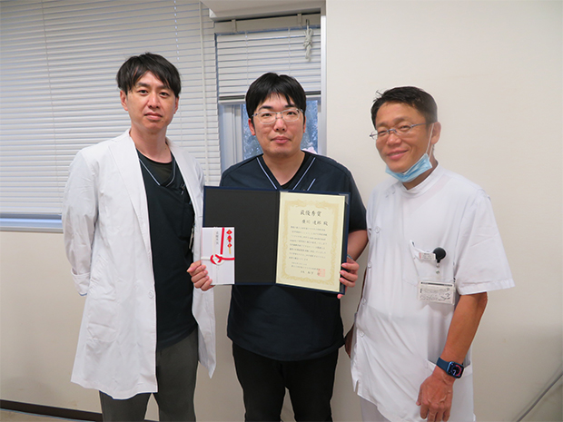第53回リウマチの外科学会、若手奨励セッションにて最優秀賞に選ばれた廣川達郎先生